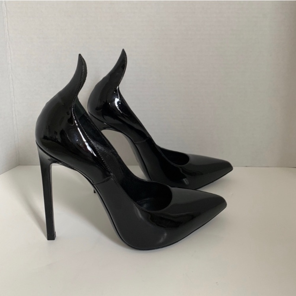 Saint Laurent Black Patent Leather Heels sz 38.5